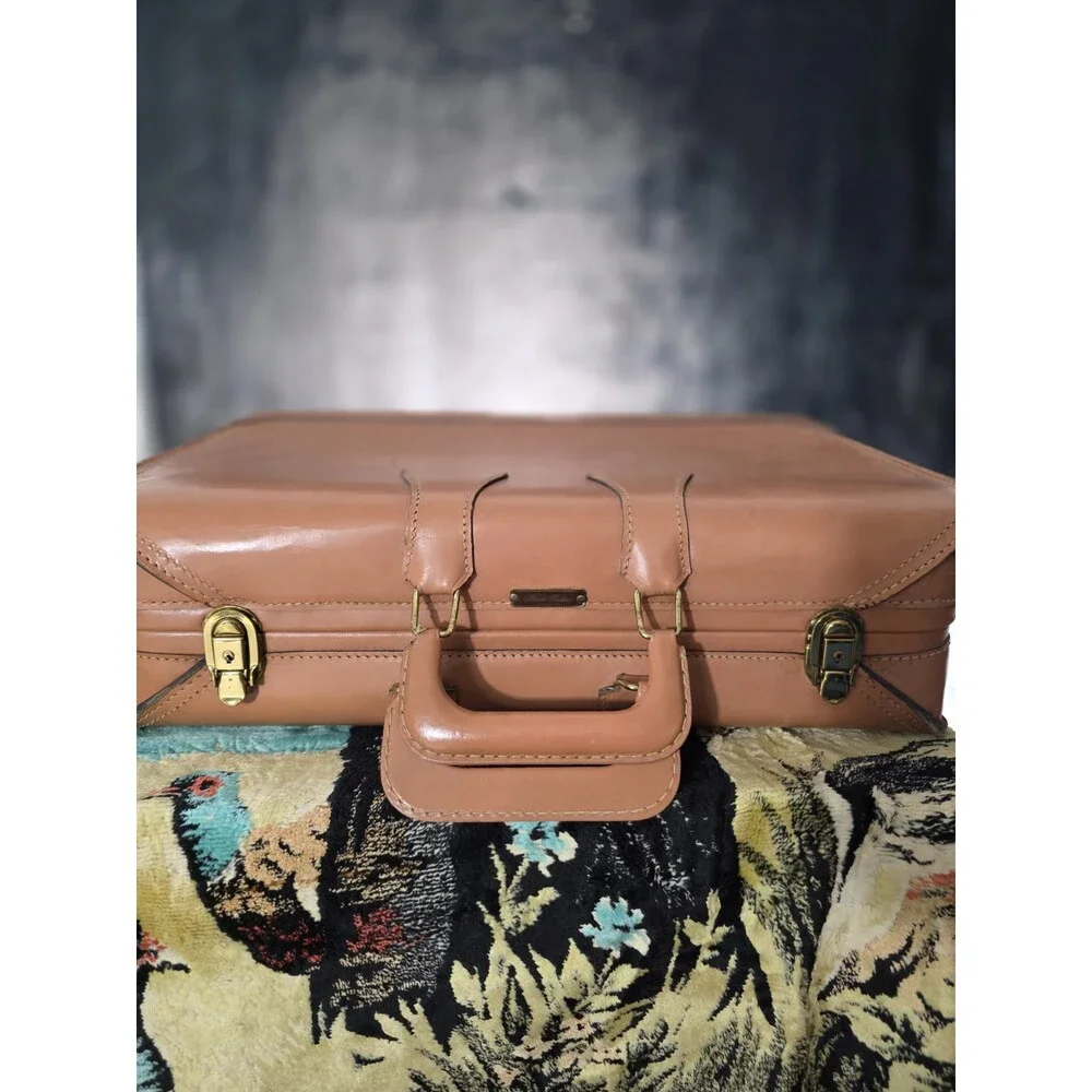 Vintage Brooks Brothers Tan Leather Suitcase Carry-On Travel Case Hard Shell
